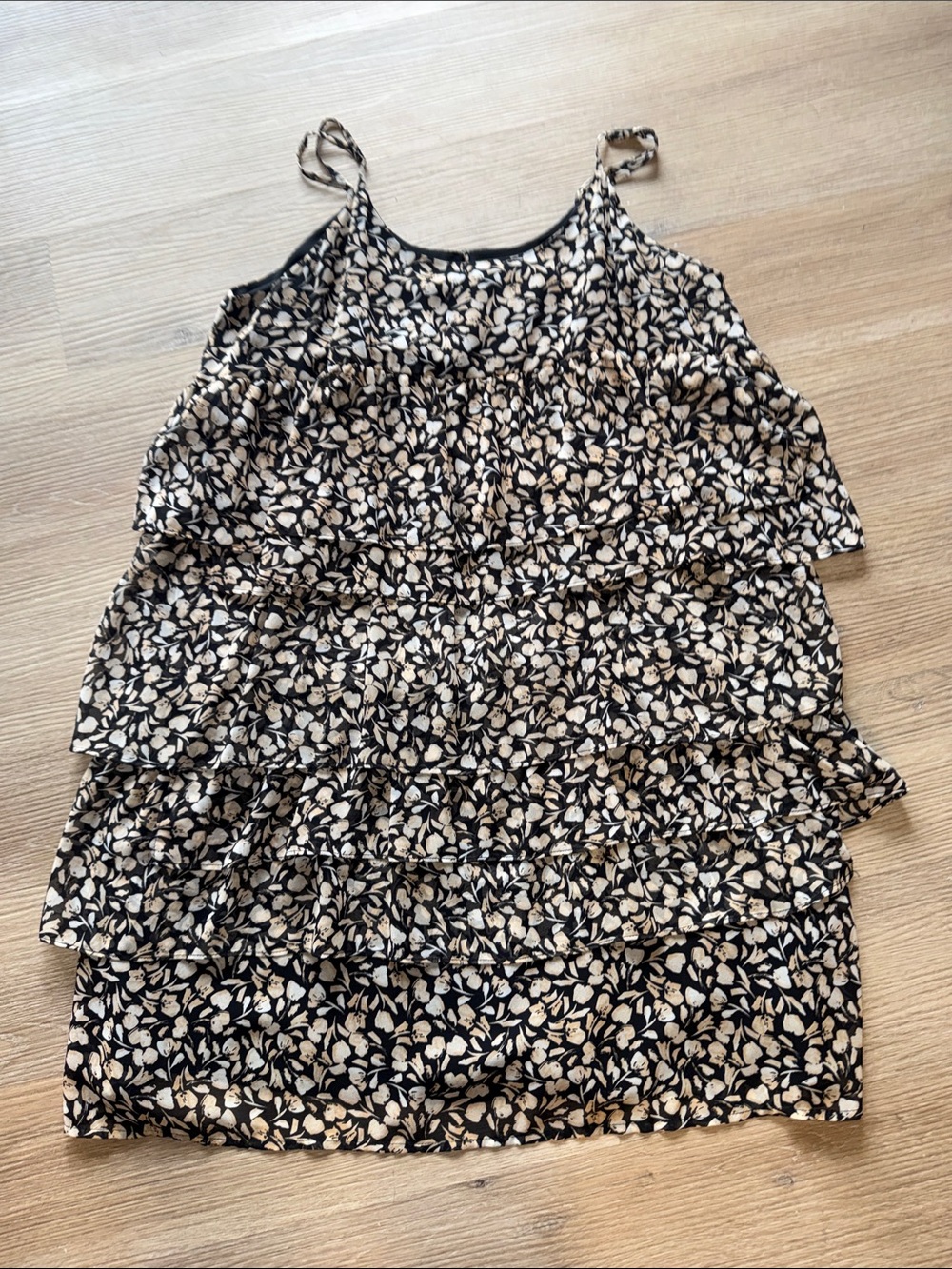 WHO WHAT WEAR Floral Abstract Print Layered Chiffon Style Tiered Tank Top Dress